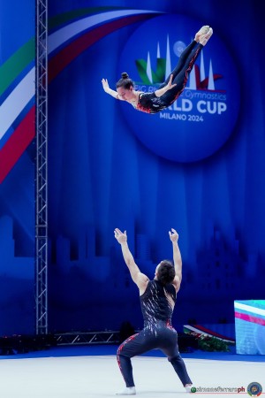 esibizioni acro sfe02030 copia simone ferraro ph